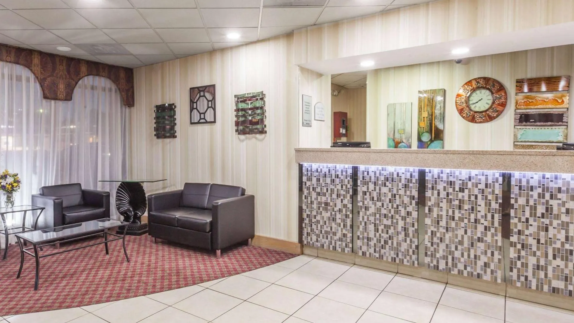 10 Ramada by Wyndham Hotels in the US That Deliver